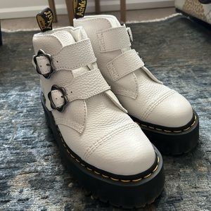 White Devon Flower Dr. Martens